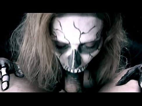 ❤️ Demon girl zuigt pik met haar zwarte mond en slikt sperma. ️ Beautiful porno at nl.fulldesisex.ru ️❤