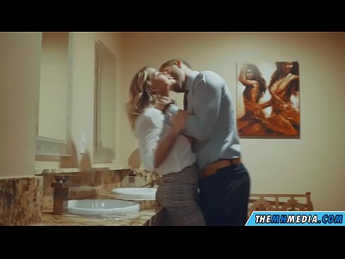❤️ Wanneer een rondborstige blondine je verleidt in een openbaar toilet ️ Beautiful porno at nl.fulldesisex.ru ️❤
